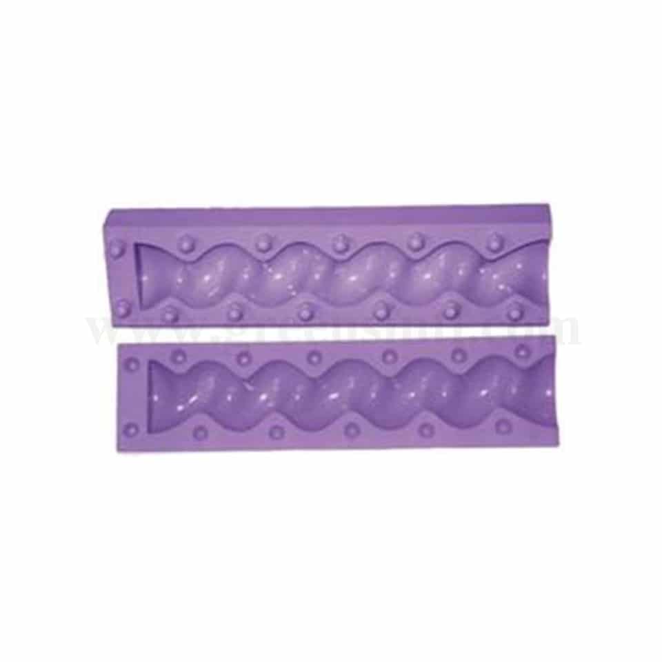 CHICAGO SCHOOL OF MOLD MAKING Twisted Spire 280 x D 30 mm