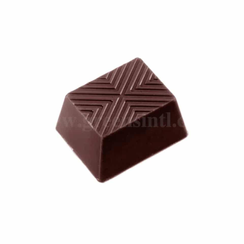 CHOCOLATE WORLD Chocolate Mould Square Lined 29x23xh15 mm