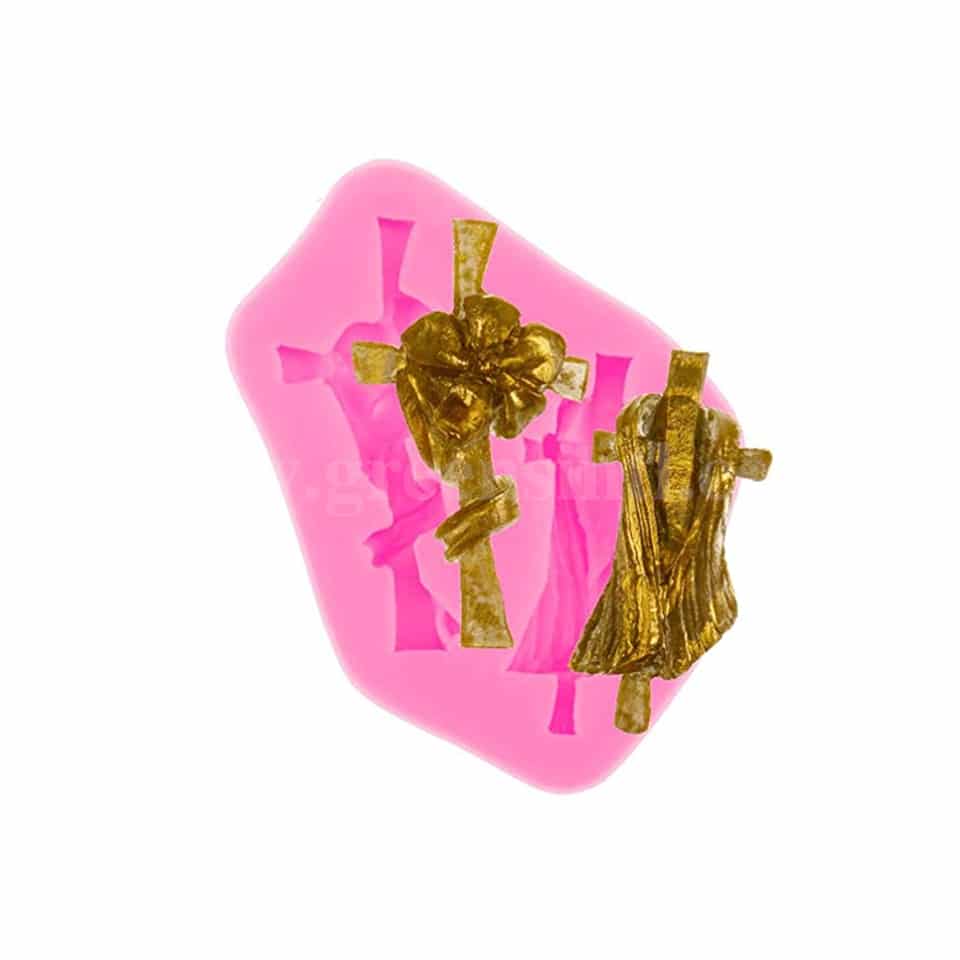 GREENS Silicone Mould Cross 75 x 63 mm