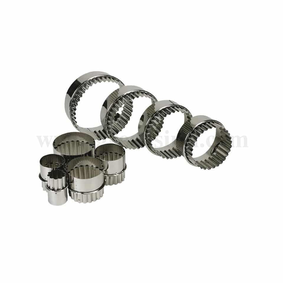SCHNEIDER Round Pastry Cutter Plain and Serrated Set of 9