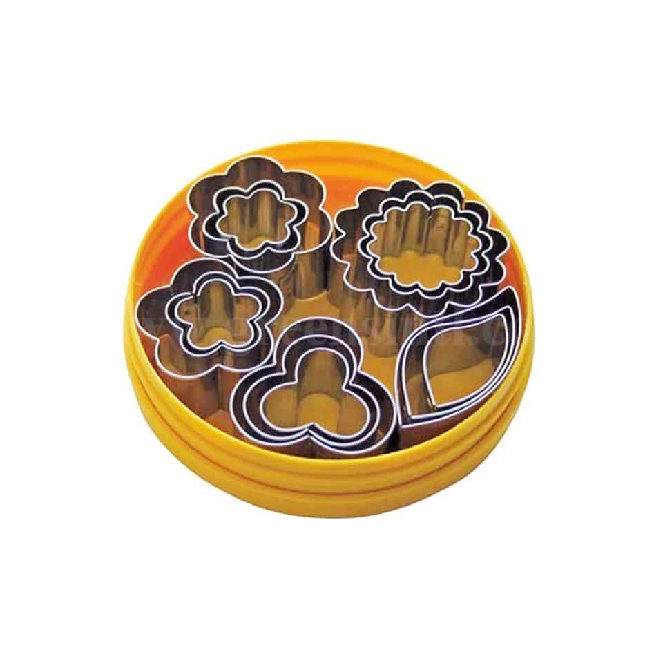 SCHNEIDER Decorating Cookie Cutters Flowers Set of 15